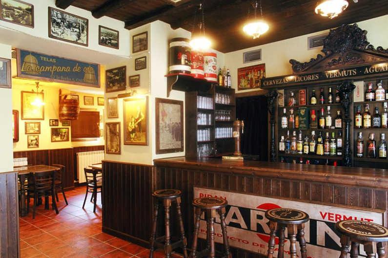 Posada Arco De San Miguel Calatayud Bagian luar foto
